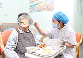 失能长者居家护理常踩坑，这份饮食指南需牢记！